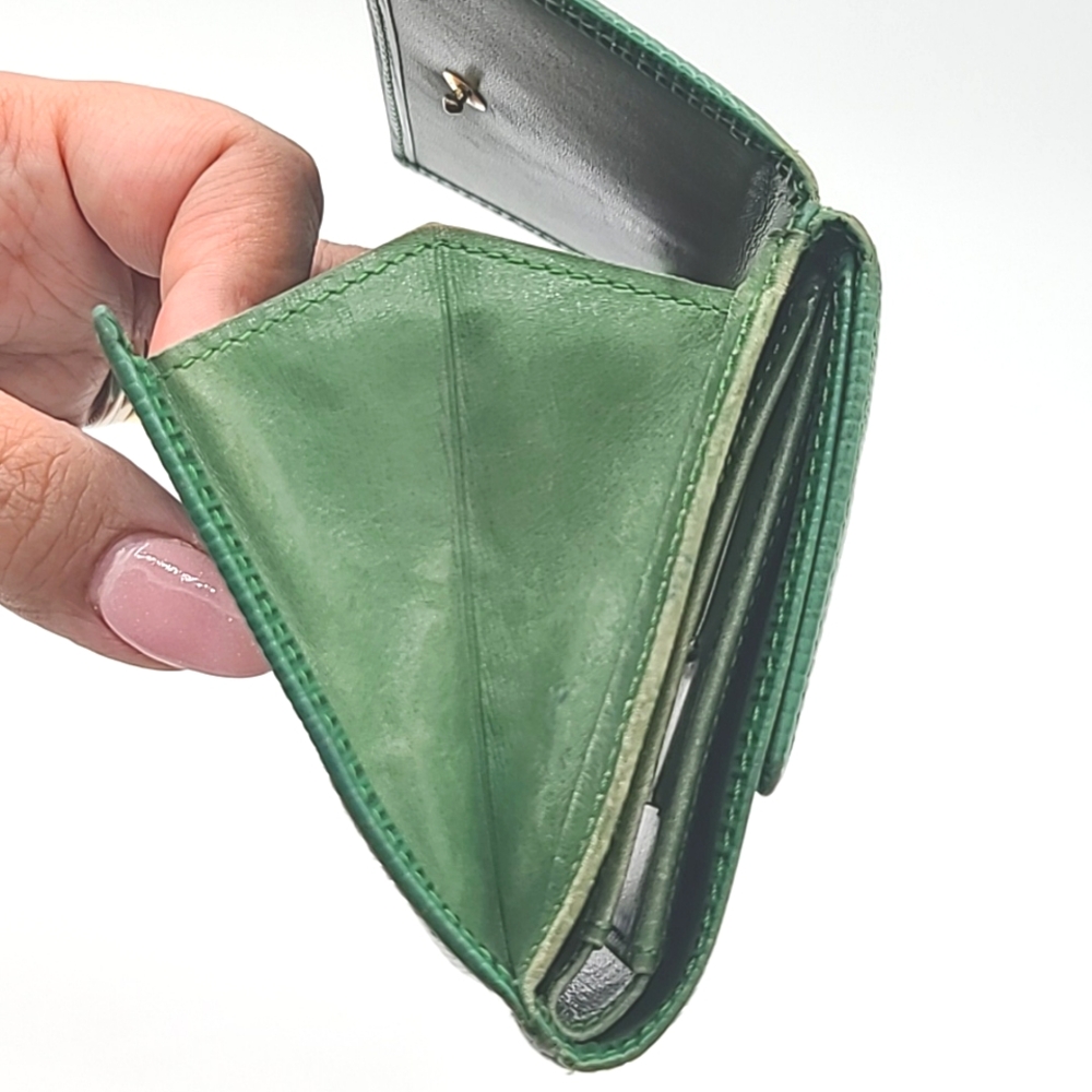 Louis Vuitton Epi Green Leather Compact Wallet - Picture 13 of 16